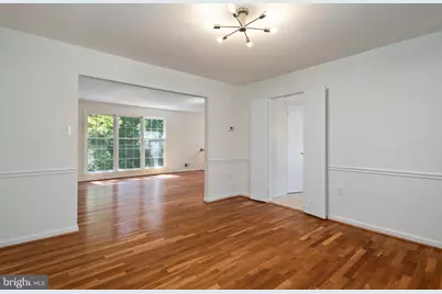 4300 Roberts Avenue, Annandale, VA 22003 - Photo 18