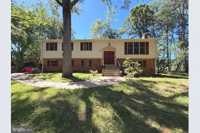 4300 Roberts Avenue, Annandale, VA 22003 - Photo 1