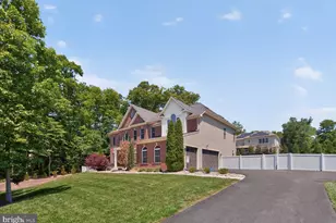 9124 Ridgely Dr, Lorton, VA 22079 - Photo 10