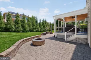 9124 Ridgely Dr, Lorton, VA 22079 - Photo 4
