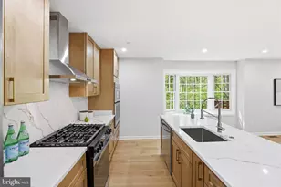 12136 Westwood Hills Dr, Herndon, VA 20171 - Photo 12