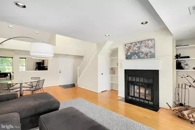 3369 Lakeside View Drive #3369, Falls Church, VA 22041 - Photo 2