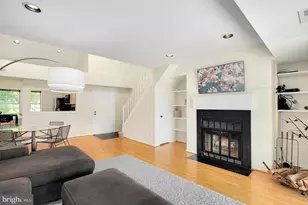 3369 Lakeside View Dr, Falls Church, VA 22041 - Photo 2