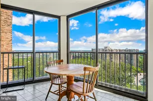 5901 Mt Eagle Dr, Alexandria, VA 22303 - Photo 6