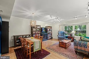 7621 Provincial Dr, McLean, VA 22102 - Photo 12