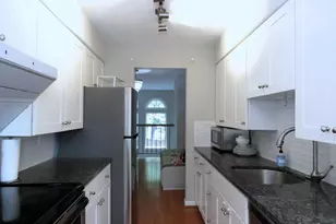 13945 Big Yankee Ln, Centreville, VA 20121 - Photo 6