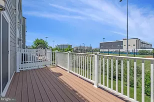 3072 Alan Shepard St, Herndon, VA 20171 - Photo 18