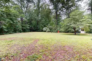 5803 Hall St, Burke, VA 22015 - Photo 32