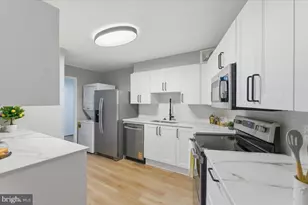5901 Mt Eagle Dr, Alexandria, VA 22303 - Photo 8
