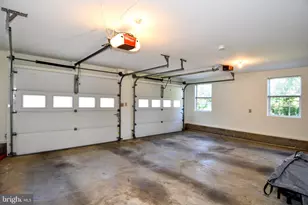 11061 Tottenham Ln, Reston, VA 20194 - Photo 70