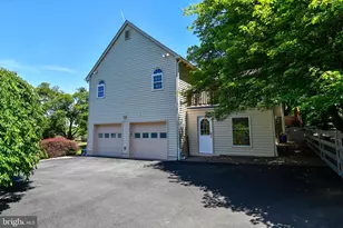 11061 Tottenham Ln, Reston, VA 20194 - Photo 78