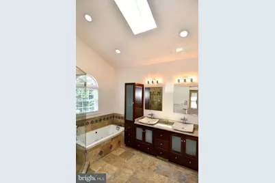 11061 Tottenham Lane, Reston, VA 20194 - Photo 46