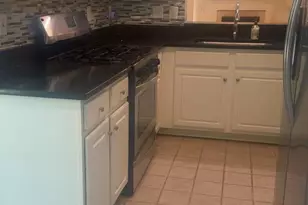 12617 Fair Crest Ct, Fairfax, VA 22033 - Photo 6