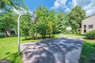 2215 Glencourse Ln, Reston, VA 20191 - Photo 50