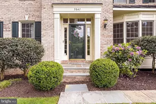 5841 Saddle Downs Pl, Centreville, VA 20120 - Photo 14