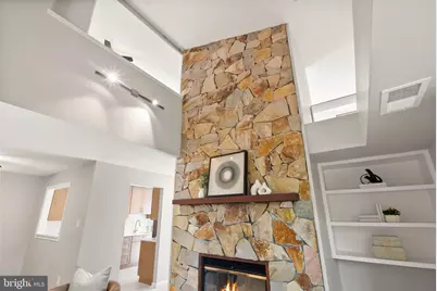 10158 Oakton Terrace Road, Oakton, VA 22124 - Photo 14