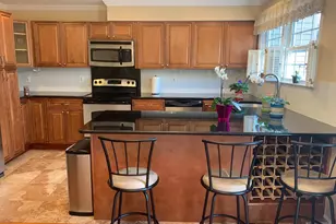 14106 Rocky Valley Dr, Centreville, VA 20121 - Photo 2