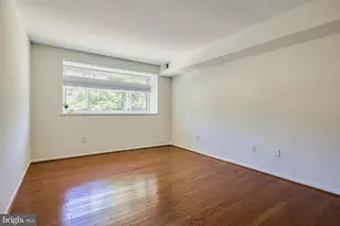 1643 Parkcrest Cir, Reston, VA 20190 - Photo 12