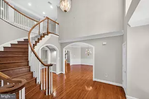 11700 Talley Ct, Oakton, VA 22124 - Photo 6