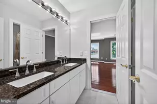 11700 Talley Ct, Oakton, VA 22124 - Photo 56