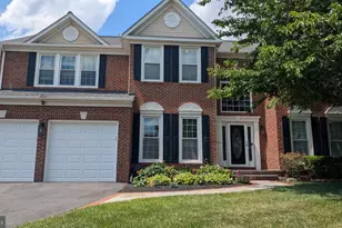 4689 Brentwall Ct, Chantilly, VA 20151 - Photo 1