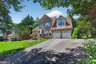 8708 Cross Chase Cir, Fairfax Station, VA 22039 - Photo 4