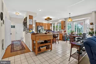 8708 Cross Chase Cir, Fairfax Station, VA 22039 - Photo 18