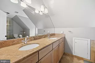 2506 Pinoak Ln, Reston, VA 20191 - Photo 16