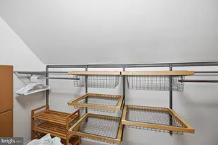 2506 Pinoak Ln, Reston, VA 20191 - Photo 18