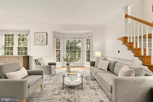 5420 Edsall Ridge Pl, Alexandria, VA 22312 - Photo 6