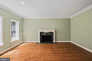 700 Running Brook Dr, Great Falls, VA 22066 - Photo 6