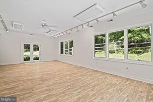 700 Running Brook Dr, Great Falls, VA 22066 - Photo 18