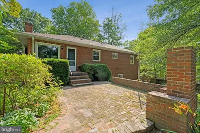 3160 Ravenwood Drive, Falls Church, VA 22044 - Photo 32