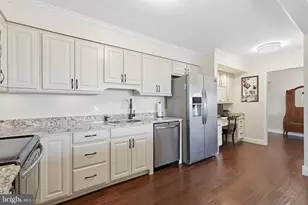 3800 Powell Ln, Falls Church, VA 22041 - Photo 6