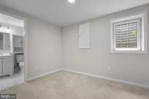2407 Alsop Ct, Reston, VA 20191 - Photo 32
