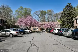 2407 Alsop Ct, Reston, VA 20191 - Photo 4