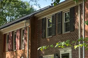 2407 Alsop Ct, Reston, VA 20191 - Photo 2