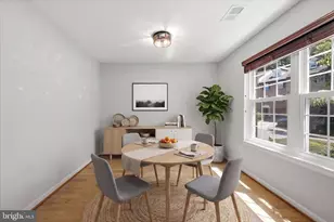 6050 Heatherwood Dr, Alexandria, VA 22310 - Photo 6