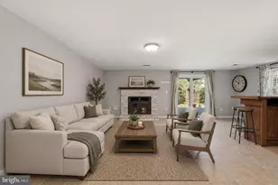 6050 Heatherwood Dr, Alexandria, VA 22310 - Photo 16