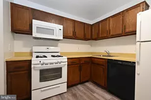 4404 Island Pl, Annandale, VA 22003 - Photo 4