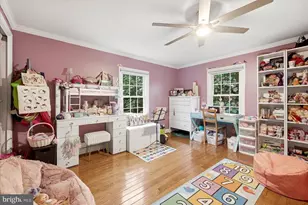 911 Riva Ridge Dr, Great Falls, VA 22066 - Photo 44