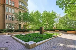 8220 Crestwood Heights Dr, McLean, VA 22102 - Photo 44
