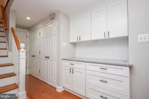 9108 Weant Dr, Great Falls, VA 22066 - Photo 18