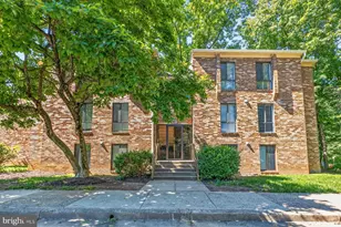 2330 Freetown Ct, Reston, VA 20191 - Photo 2