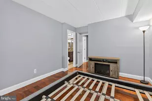 2330 Freetown Ct, Reston, VA 20191 - Photo 14