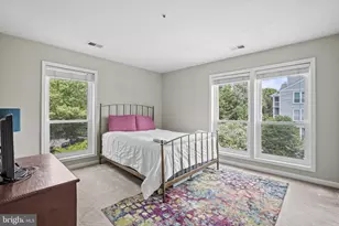 3178 Summit Square Dr, Oakton, VA 22124 - Photo 14