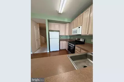 2158 Capstone Circle, Herndon, VA 20170 - Photo 14