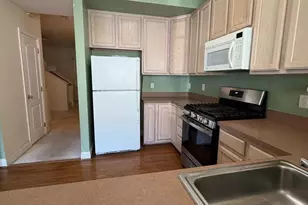 2158 Capstone Cir, Herndon, VA 20170 - Photo 14