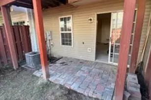 2158 Capstone Cir, Herndon, VA 20170 - Photo 2
