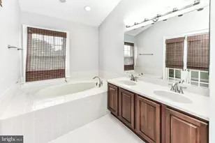 6006 Kelsey Ct, Falls Church, VA 22044 - Photo 22